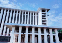 Mengajar dari Istiqlal Sekolah Islam Tugasku