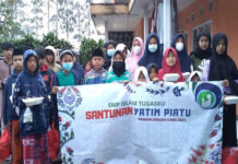 Santunan Yatim dan Piatu oleh SMP Islam Tugasku