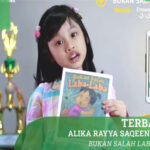 Cerdas Mengulas Buku