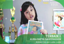 Cerdas Mengulas Buku