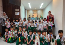 KB-TK; Financial Week