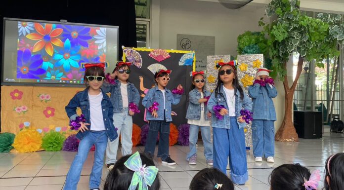 Assembly Kelompok B1 “Aku Anak Indonesia Hebat”